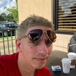 Meet your Posher, Cezarica